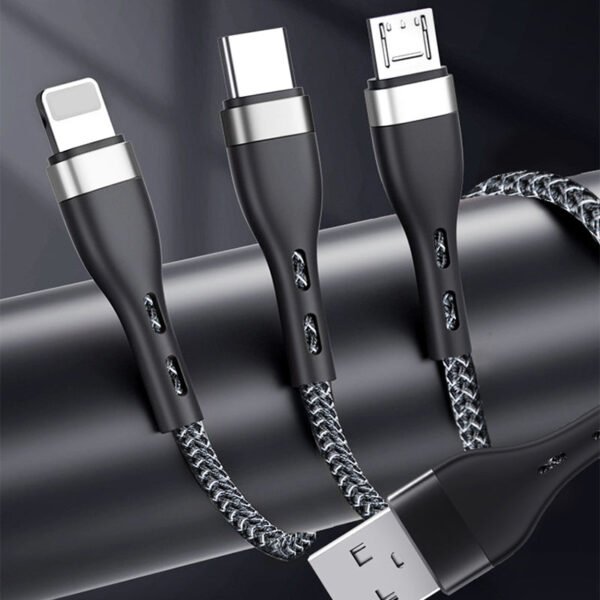 22A79E04-A5A8-4B9D-A4AF-ACC02E8CE016.jpg i1226 CB08 5A 3in1 Fast Charging Braided Data Cable