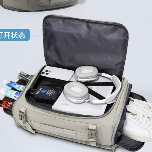 E08909B9-991E-4DFC-862E-BA250FFB5A3D.jpg i1176 BG Computer bag