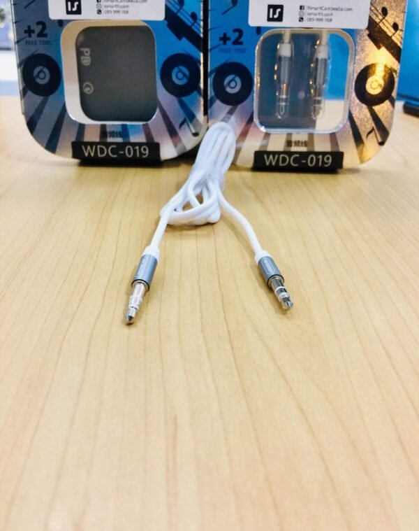WDC-019 Melody Aux cable (DC 3.5 to 3.5)