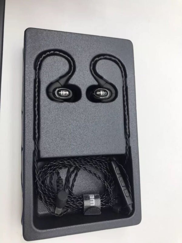 image_3edccaa3-9e09-42a2-82c1-49cac10bac28.jpg Y23 Dual moving coil in ear Earphone