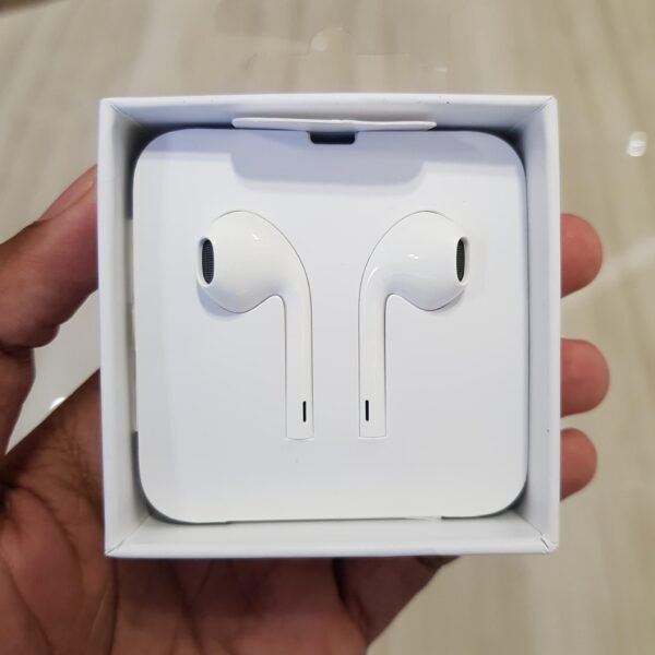 i768 Apple Lightning EarPods Original (used)